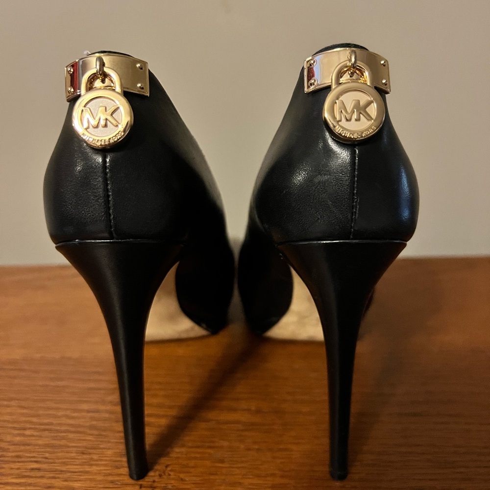 Michael Kors Pumps